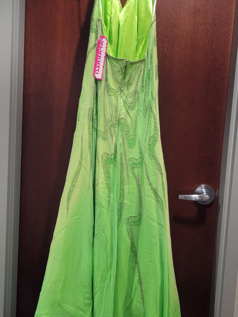 Mori Lee AP6063 Size 22 Green Prom Dress - Picture 5 of 6
